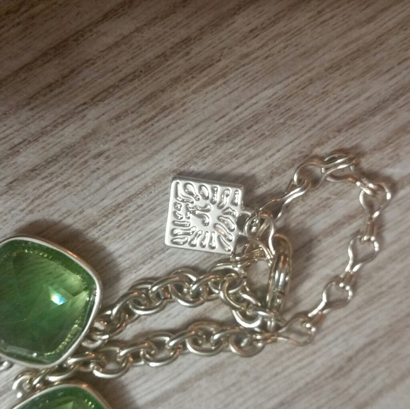 Anne Klein Gold/Green Faceted Pyramid Crystal Neck - Picture 6 of 8